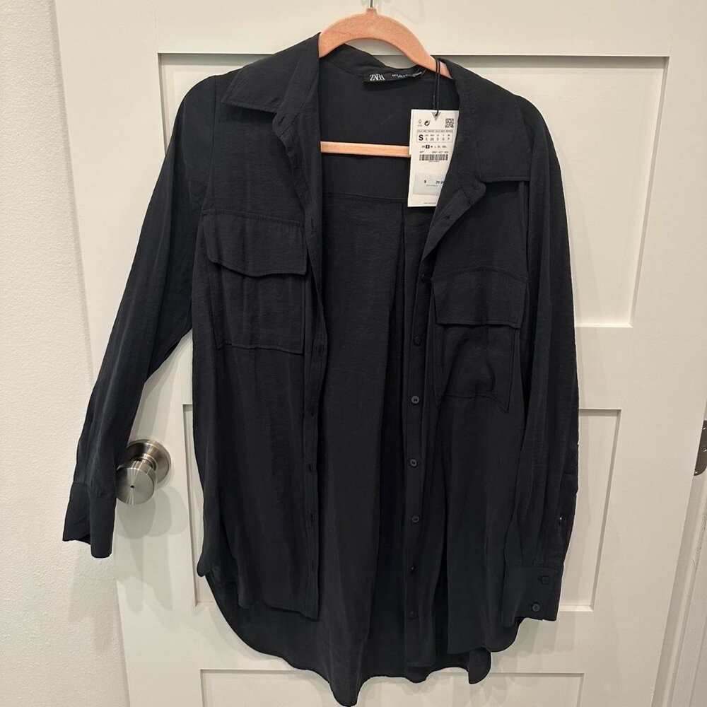 Zara Women's Black and Navy Blouse